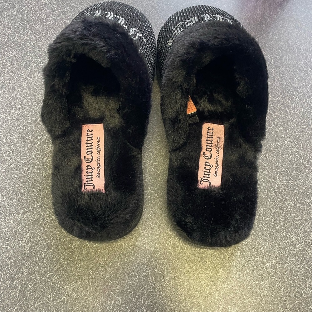 Juicy Couture Women's Black Slippers with Silver Details NWOT - Picture 5 of 7